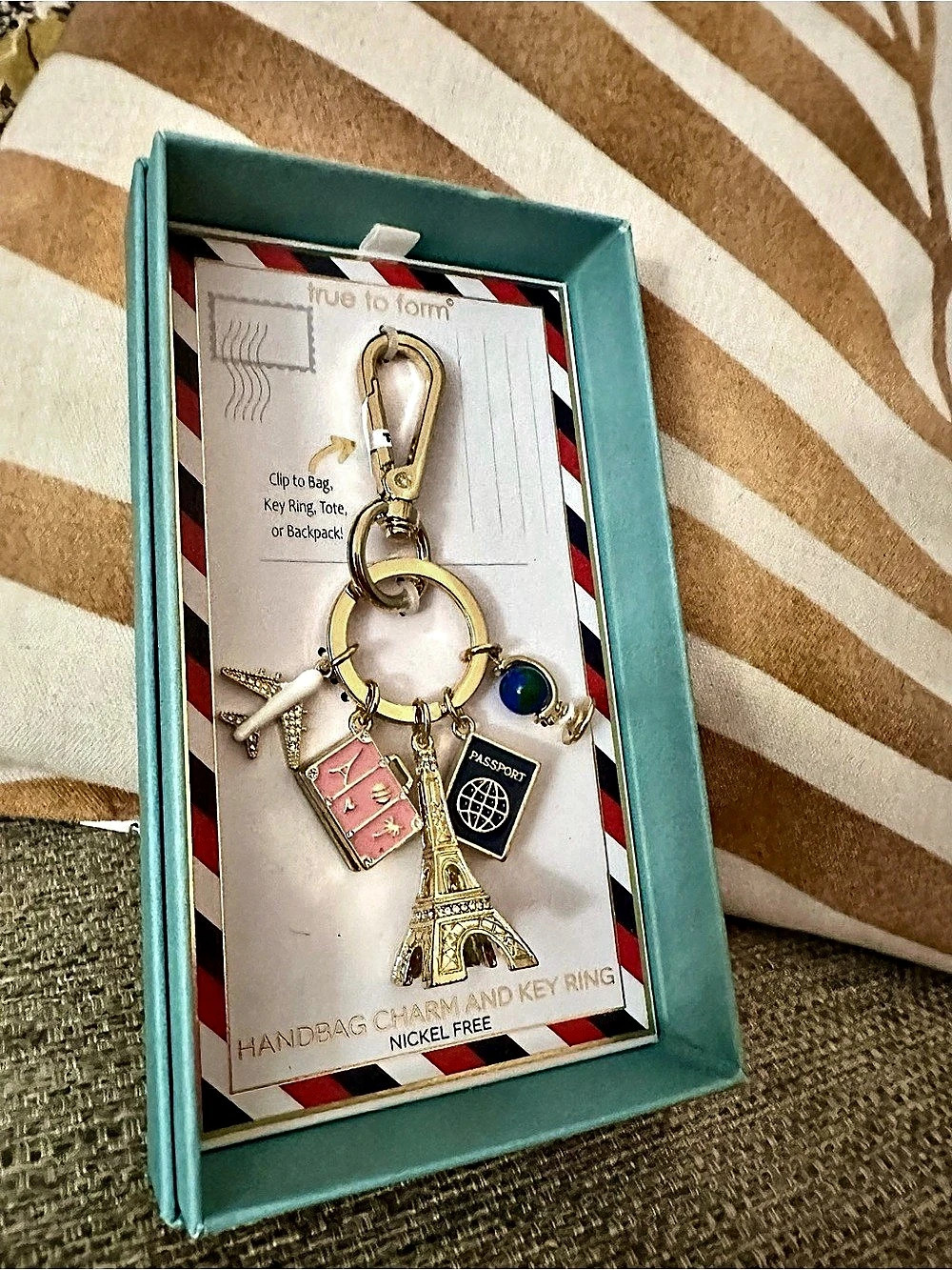 true to form Passport to Paris Handbag Charm and Key Ring Gold & Pink New in Box - Picture 3 of 6